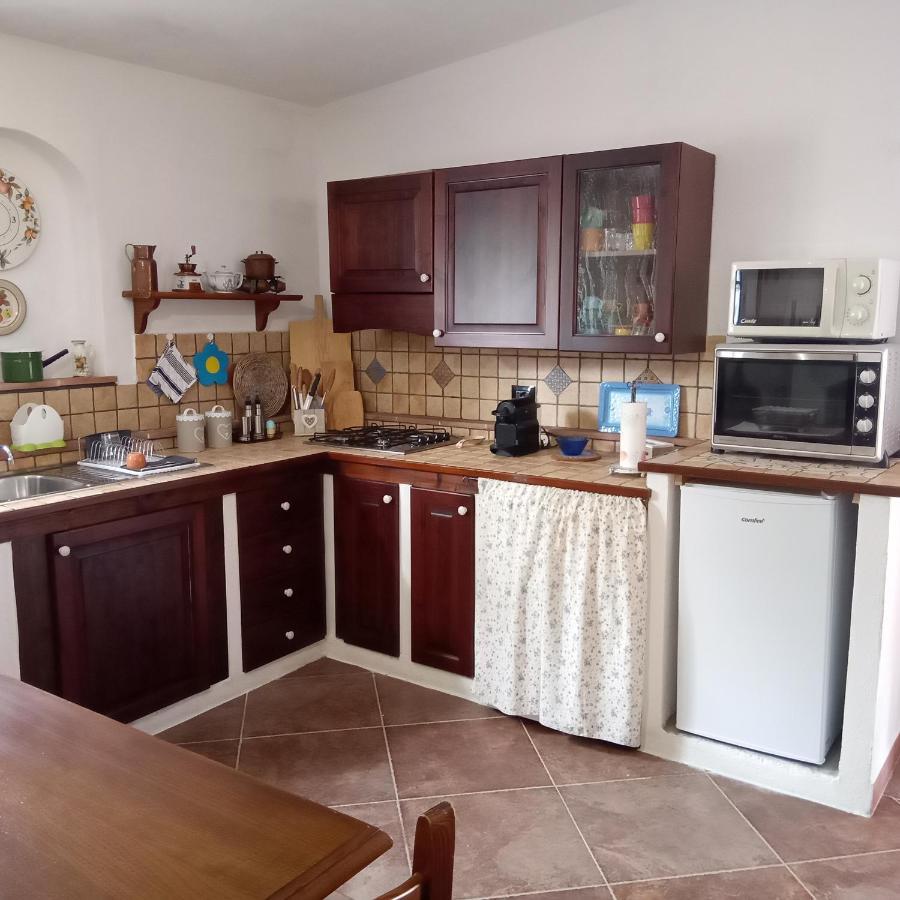 Casa Di Campagna Galtellì Exteriör bild