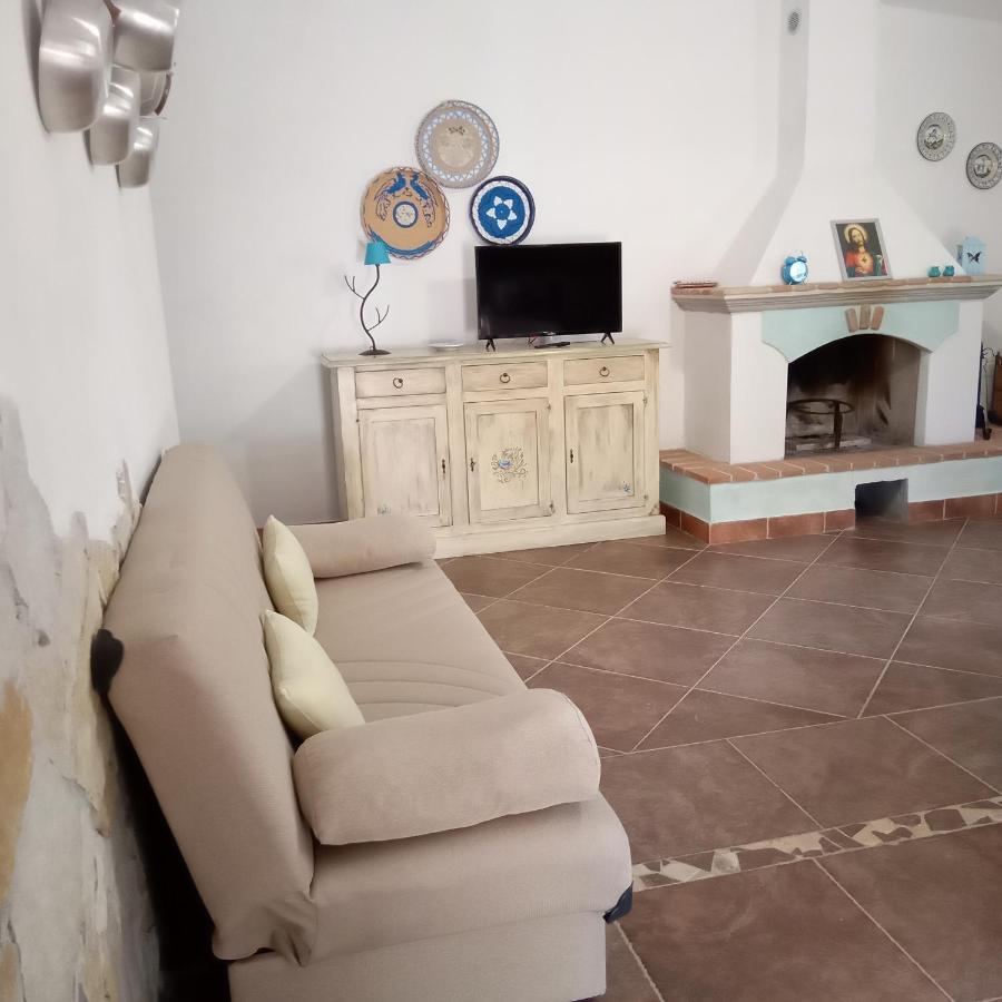 Casa Di Campagna Galtellì Exteriör bild